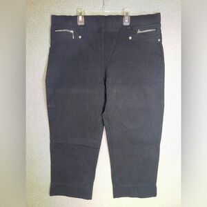 Zac & Rachel size 12 Black Cropped Pants/capris with Zipper Pockets